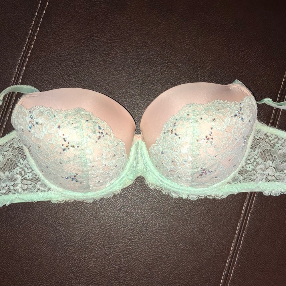 Victoria secret bra